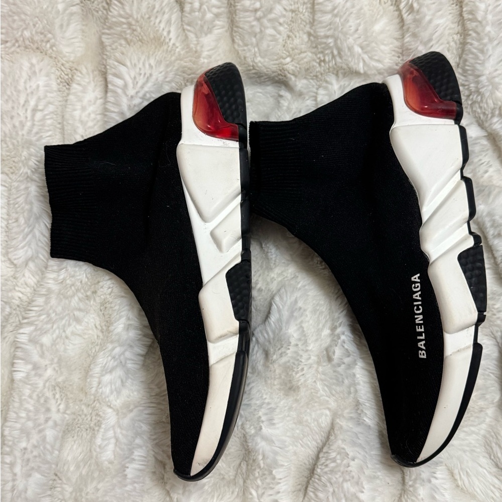 Balenciaga Black and White Knit Sneakers - Picture 3 of 12
